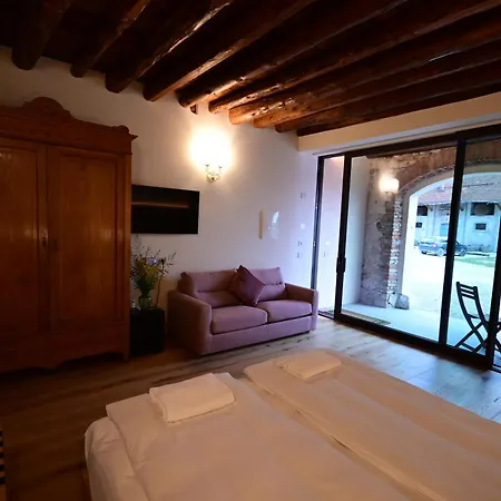 Agroturismo Di Modolo - Cortile Della Latteria