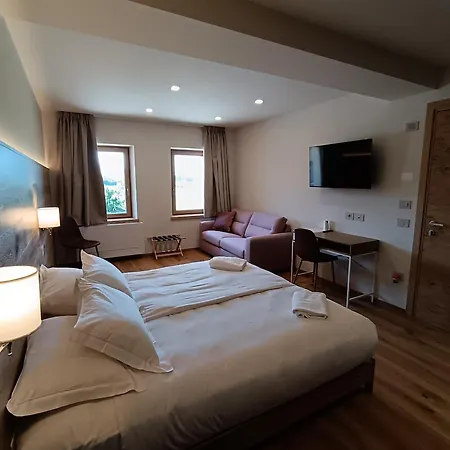 Di Modolo - Cortile Della Latteria Farm stay *