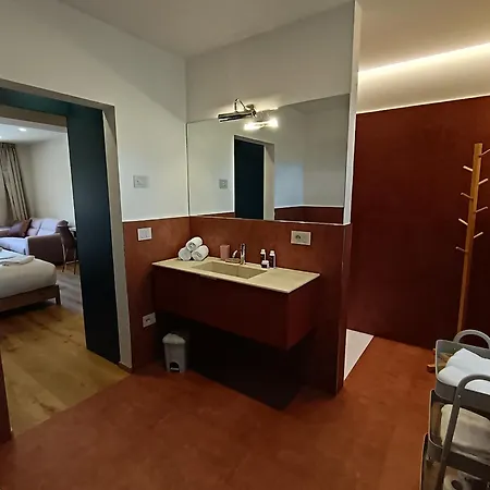 Di Modolo - Cortile Della Latteria Farm stay Belluno