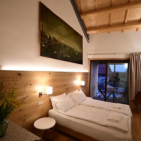 Farm stay Di Modolo - Cortile Della Latteria Belluno